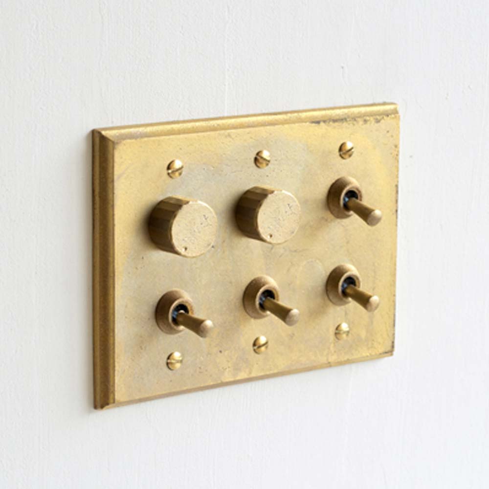 【受注生産】MATUREWARE 真鍮スイッチプレート6口(1612-6) 調光2か所