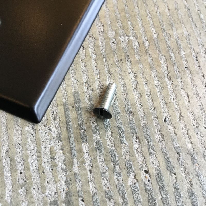 アメリカンスイッチカバー 5口(スチール)※在庫限り