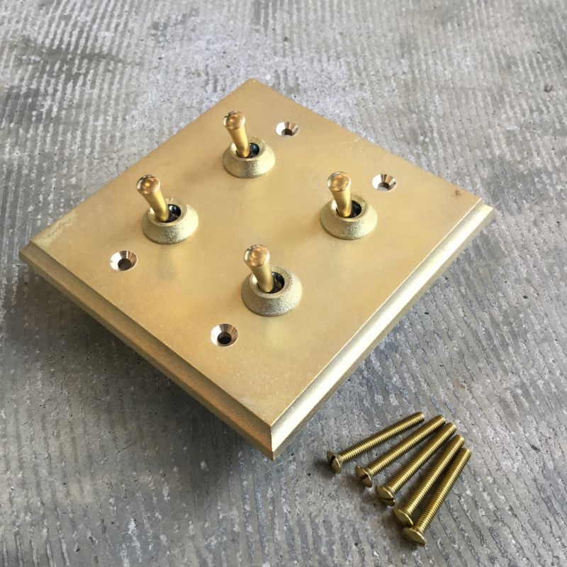 【受注生産】MATUREWARE 真鍮スイッチプレート4口(1112-4)