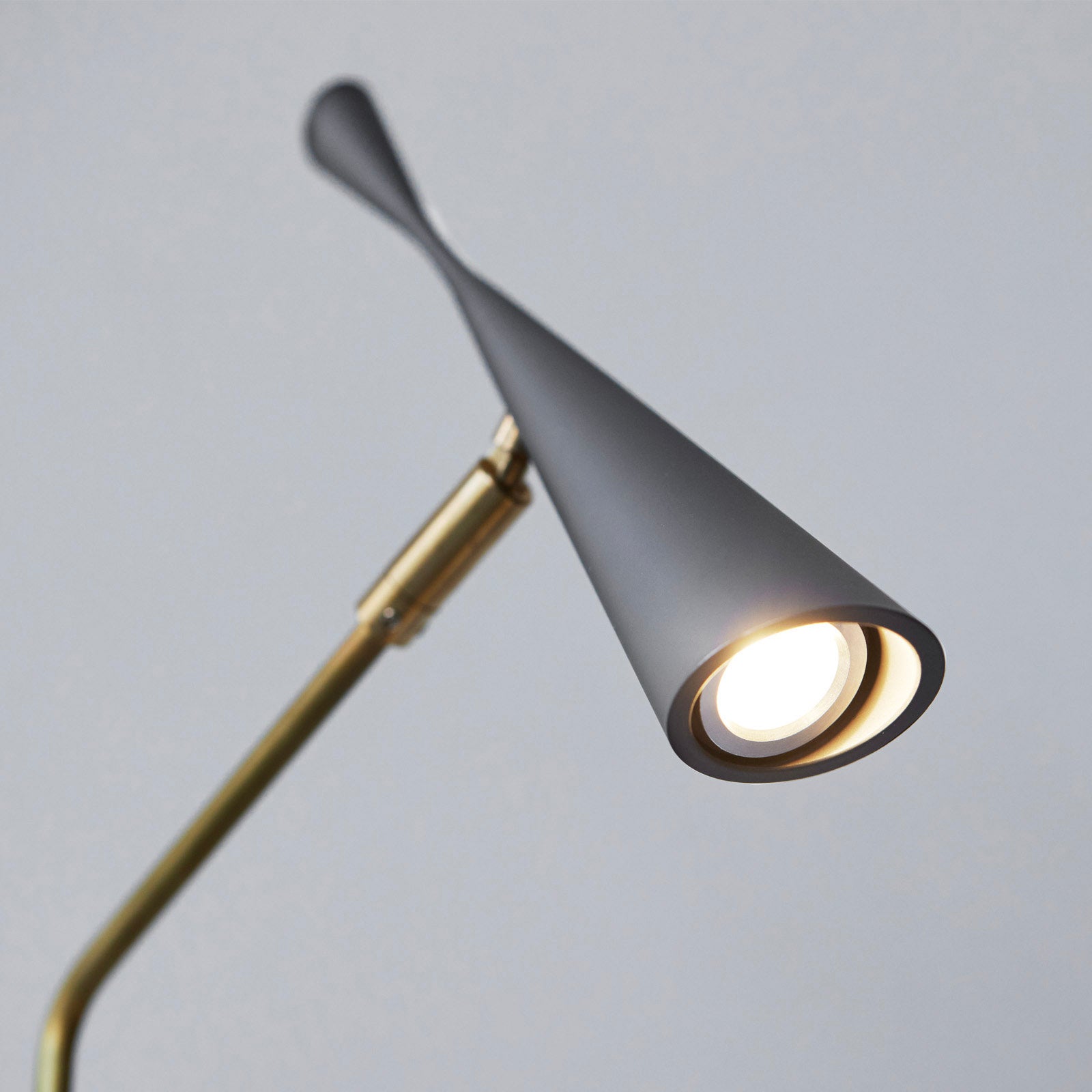 Gossip-LED long desk light BK Desk light – PARTS & SUPPLY