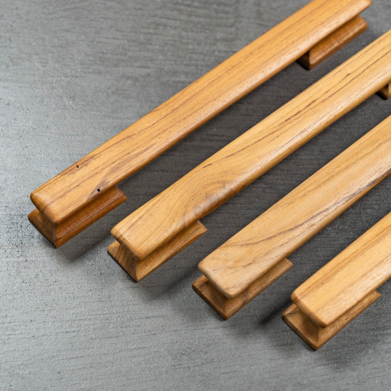 Teak Straight Handle