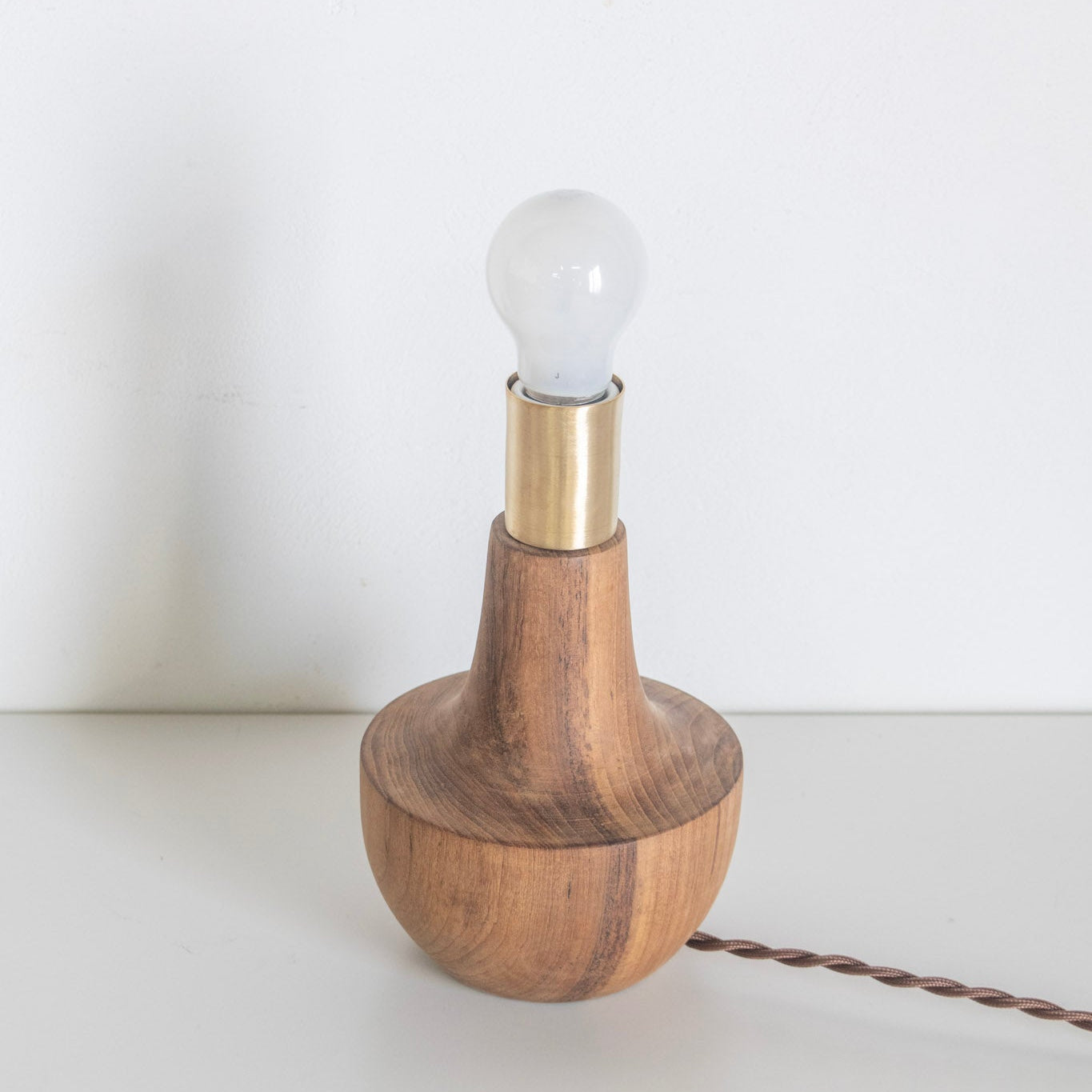 Rustic curve table light | テーブルランプ