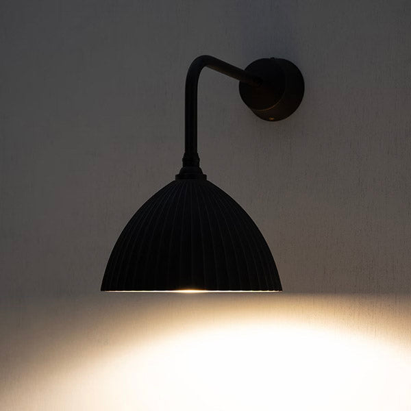 【受注生産】FUTAGAMI ブラケットランプ プリーツフレア 黒染め