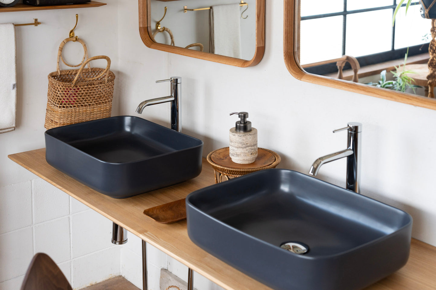 P&Sオリジナルセミオーダー洗面台（ダブルシンク）