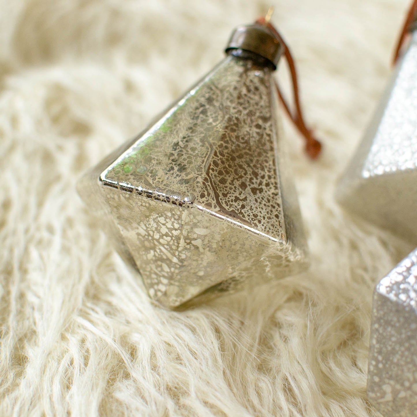 No.11 Glitter drop H9cm | Glass ornaments (4 pieces)