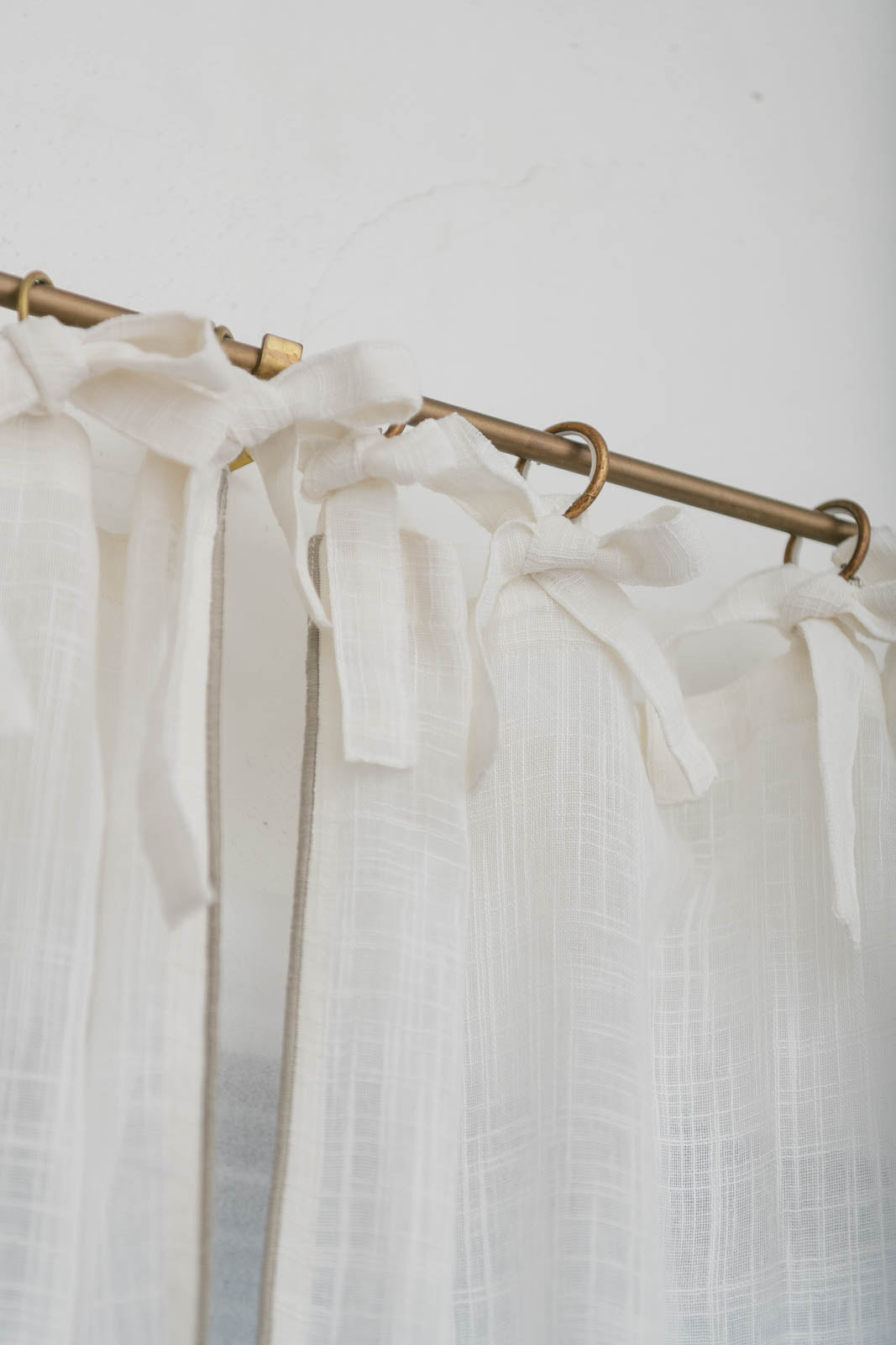 Pico リボンカーテン 140×200 ホワイト