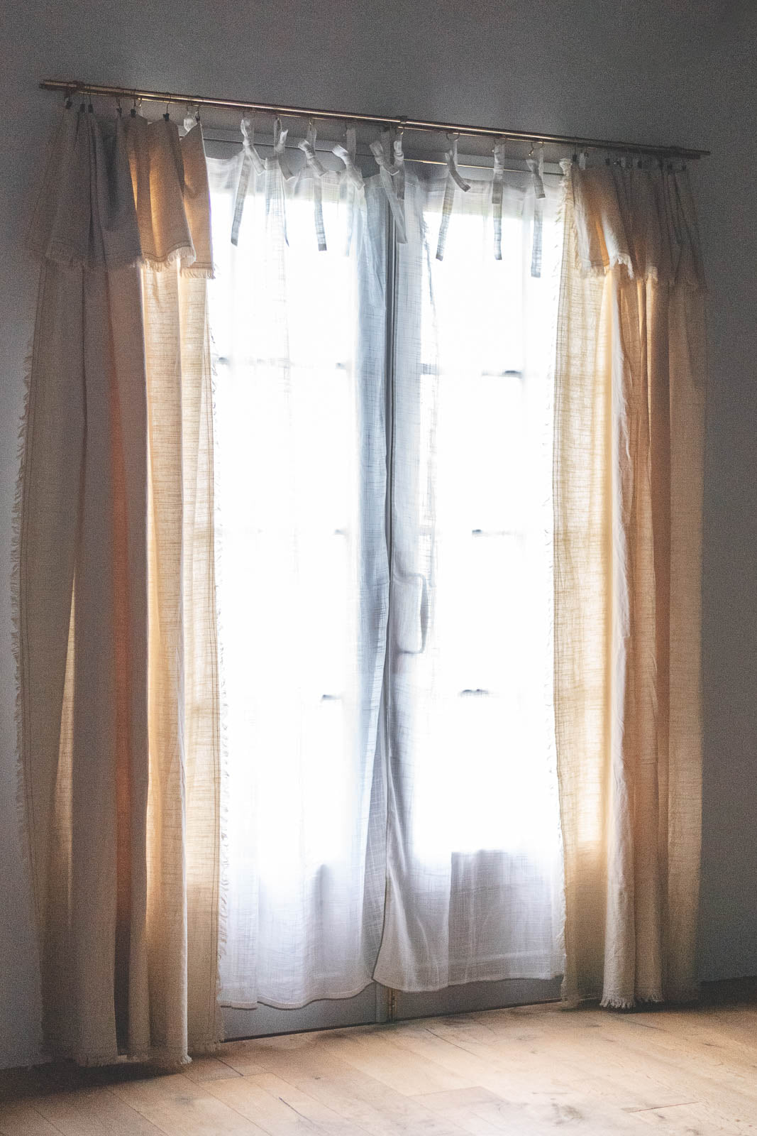 Pico リボンカーテン 140×200 ホワイト