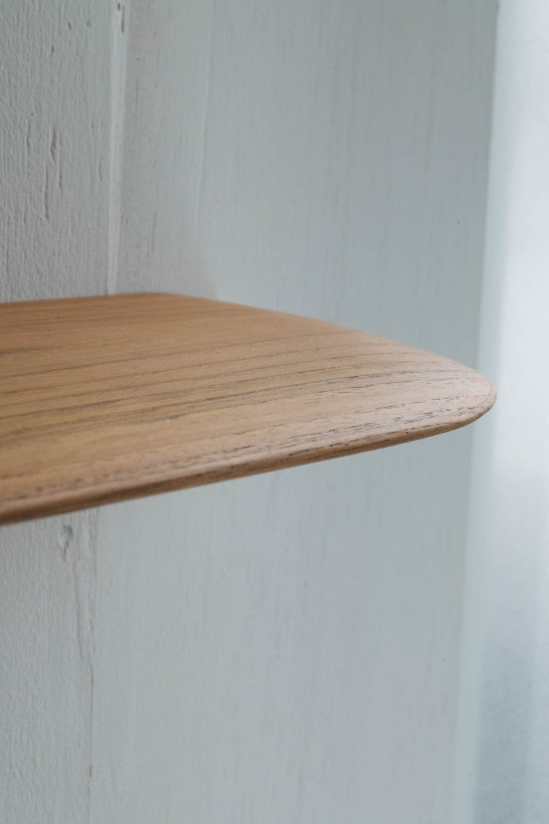 Teak Smooth shelf（ブラケット一体型シェルフ）