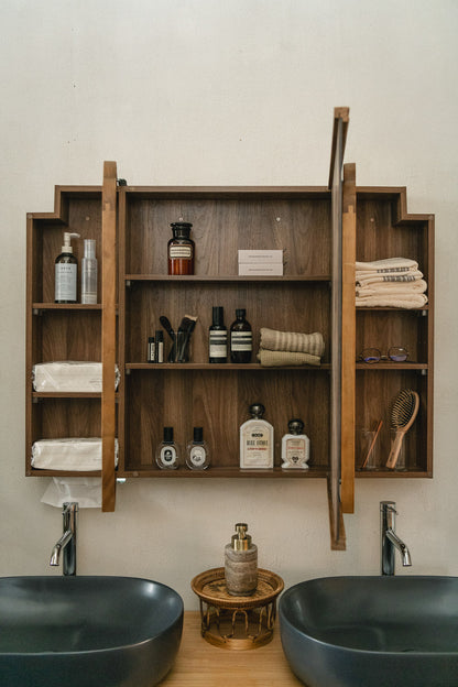 【予約商品：5月末〜6月末頃お届け予定】Wood arch キャビネットミラー 1150