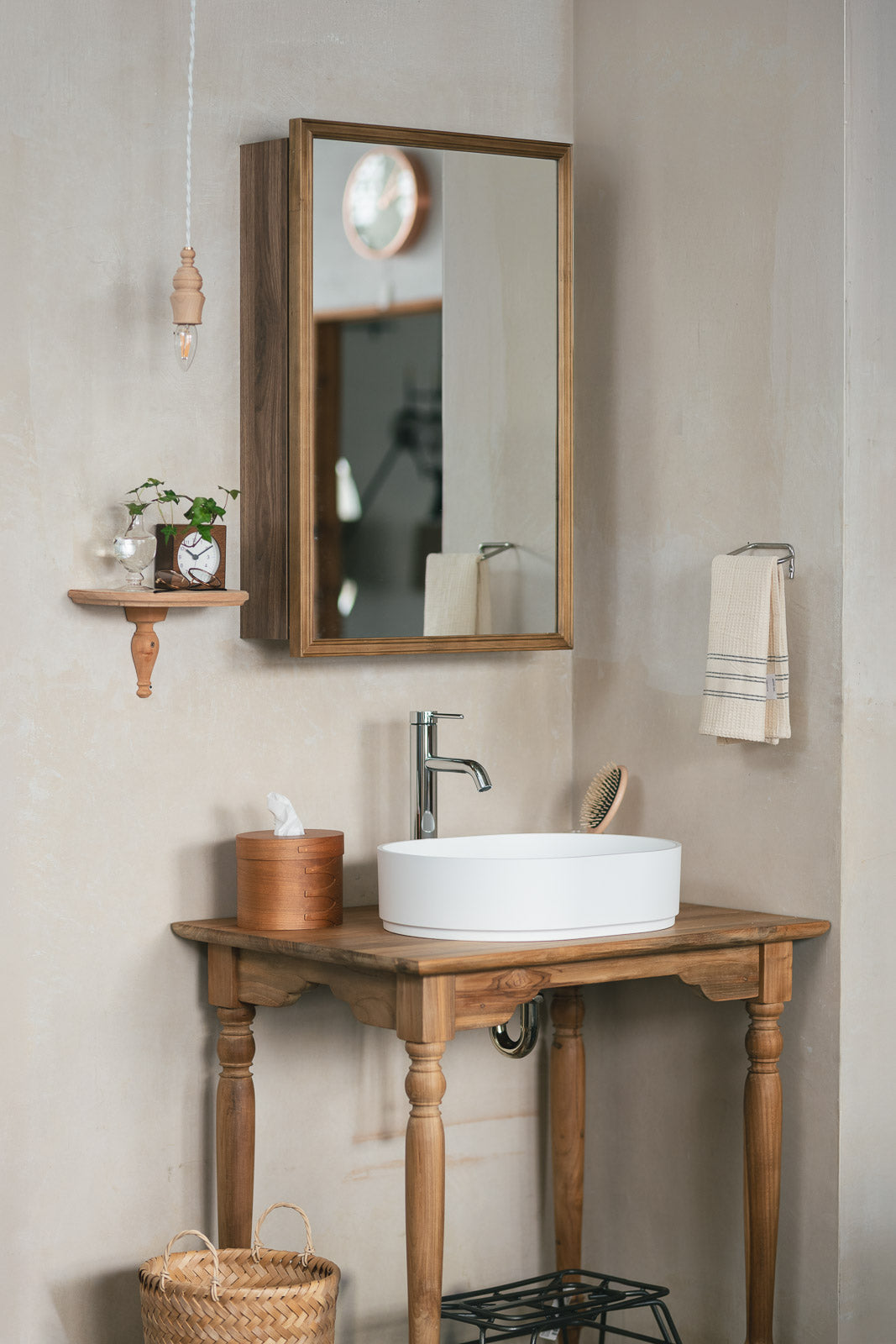 【予約商品：5月末〜6月末頃お届け予定】Wood rect キャビネットミラー