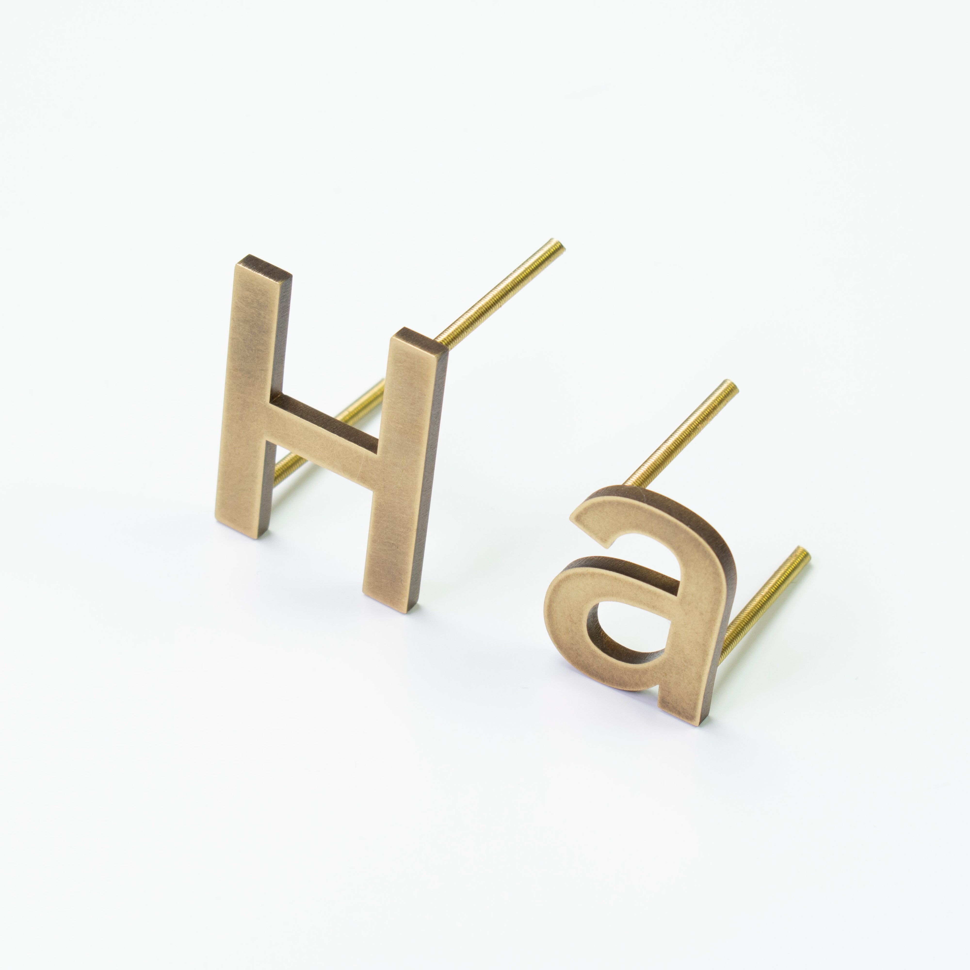 Aged Letter Piece -Brass- 真鍮切り文字表札 – PARTS  SUPPLY