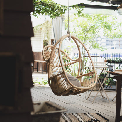 hanging rattan chair